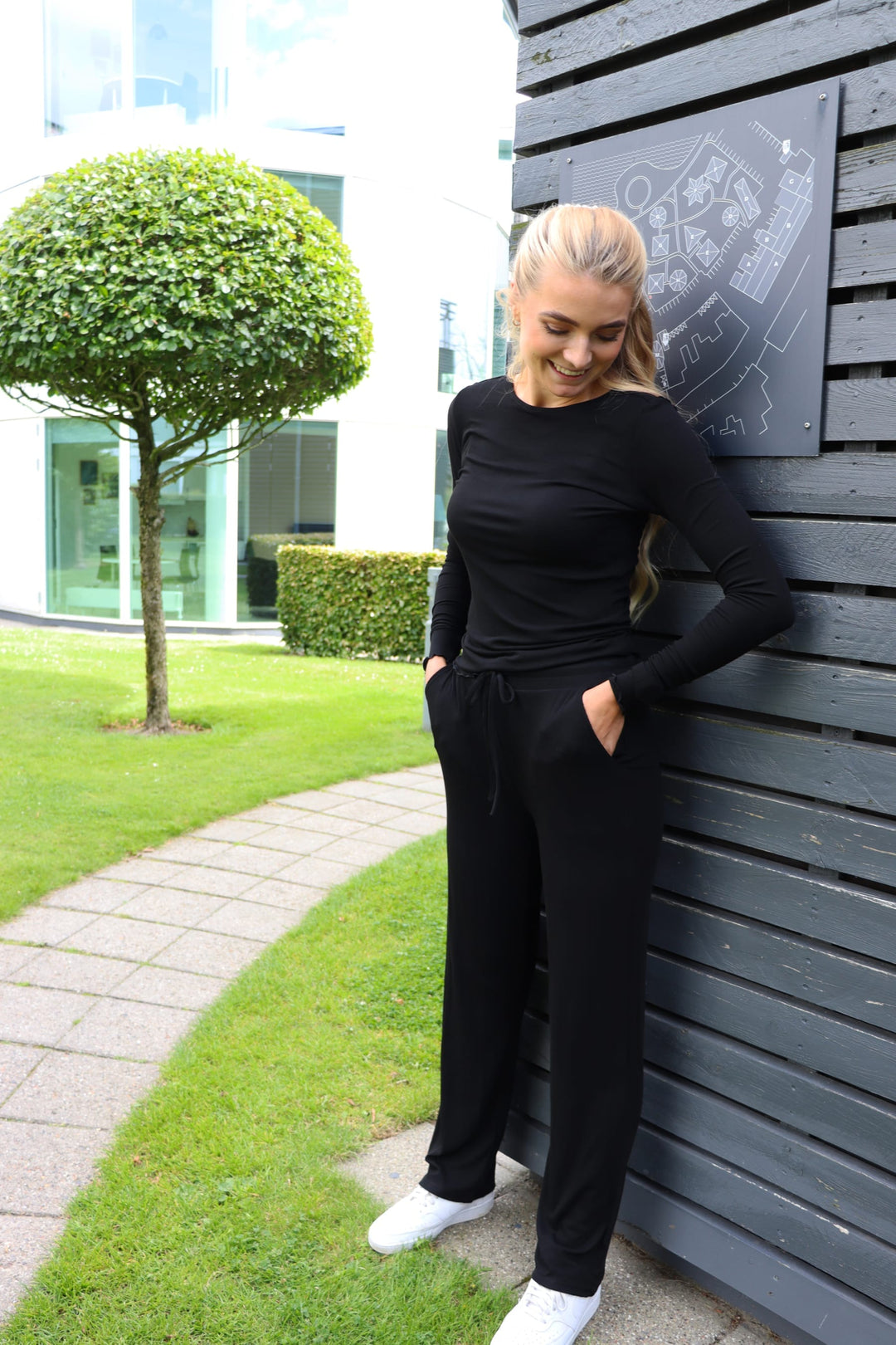 Liberte - Anniz Oneck Blouse 22475 - Black Bluser 