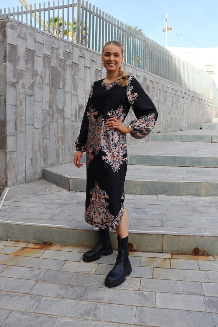 Liberte - Wennise Ls Dress 22340 - Black Paisley