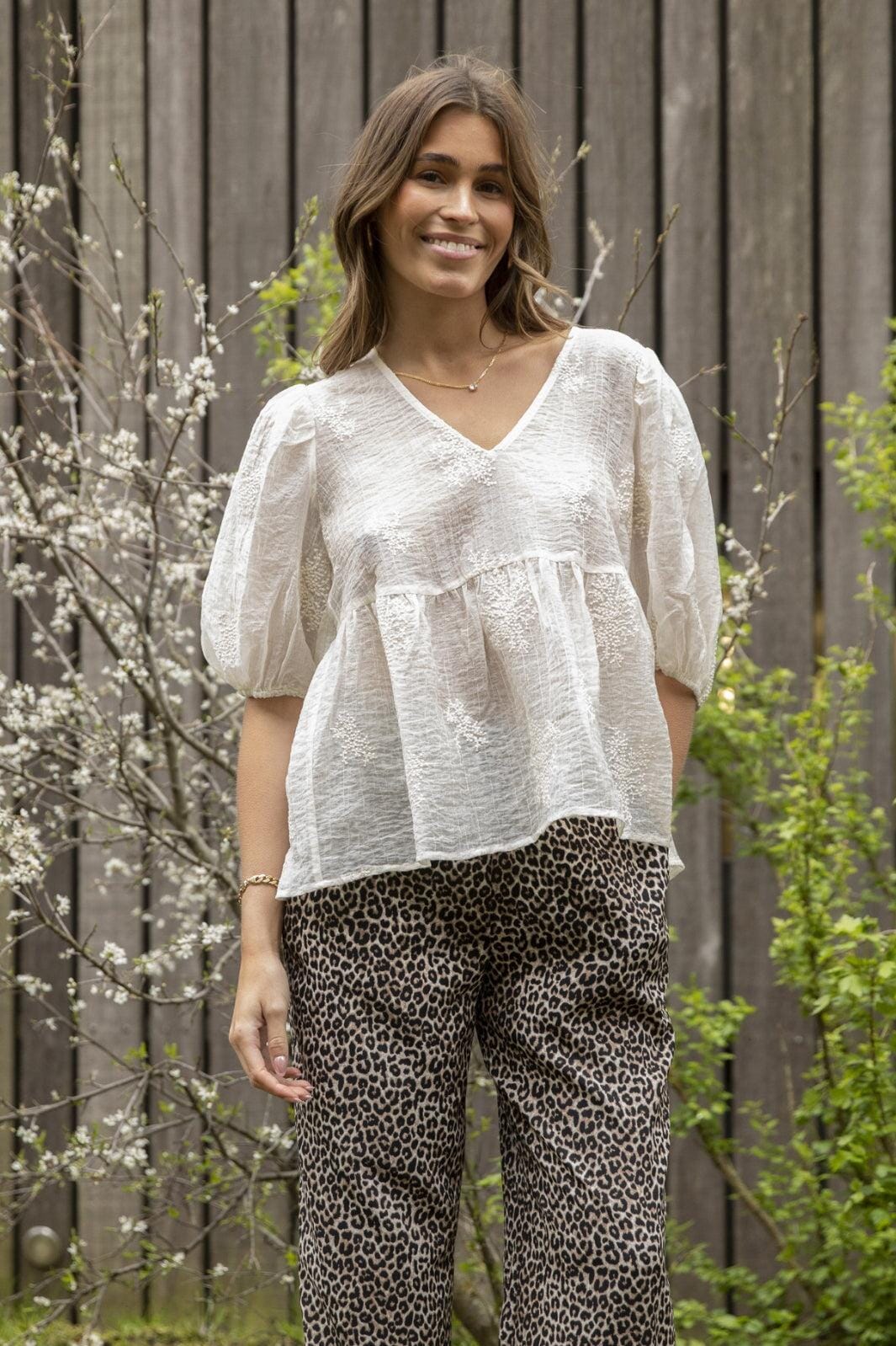 Love & Divine - Love1177 - 115 Cream Bluser 