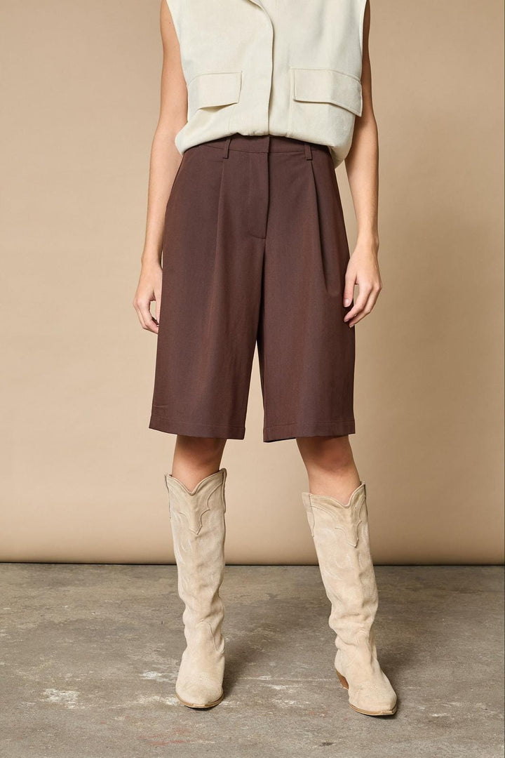 Love & Divine - Love1297 18519 - 222 - D. Chocolate Shorts 