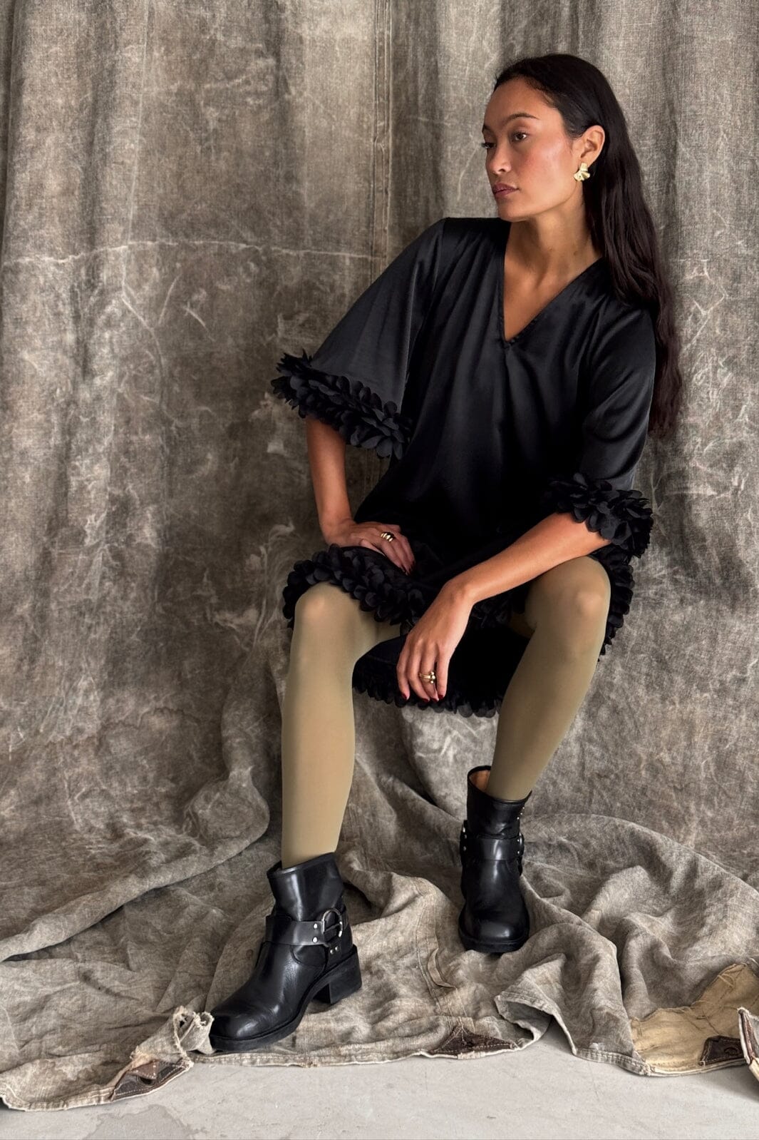 Love & Divine - Love1424 19206 - 000 - Black Kjoler 