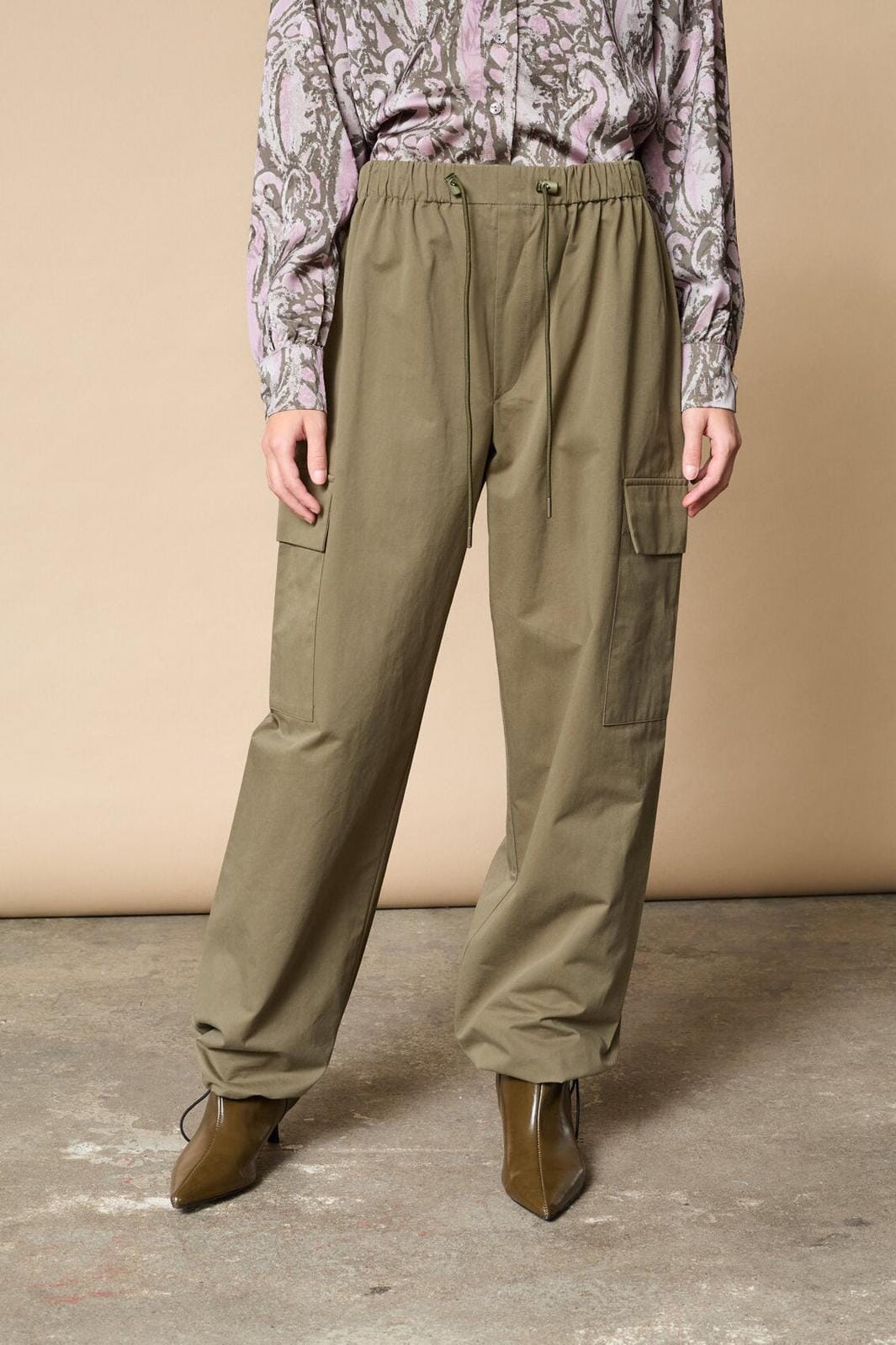 Love & Divine - Love1465 19471 - 215 - Martini Olive Bukser 