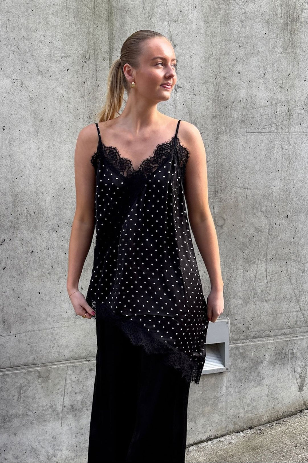 Love & Divine - Love1472-1 19701 - 801 - Black Dot Kjoler 