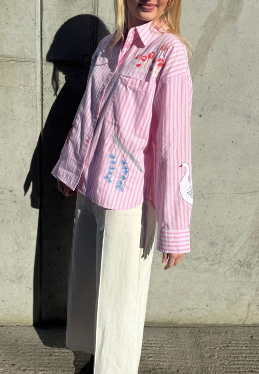 Love & Divine - Love1555-2 20031 - 832 - Rose Stripes Emb. Skjorter 