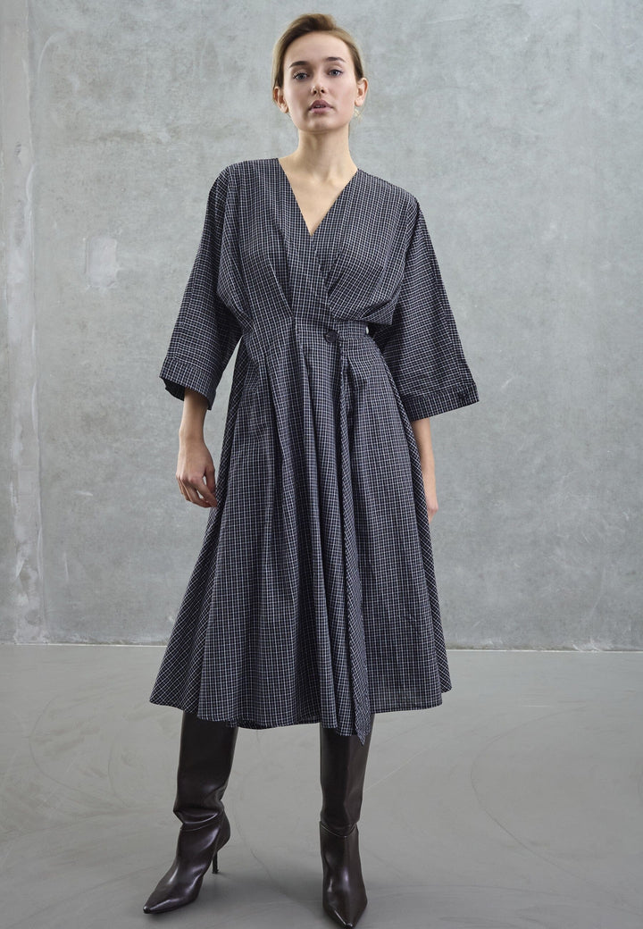 Love & Divine - Love1602-1 20398 - 843 - Black Check Kjoler 