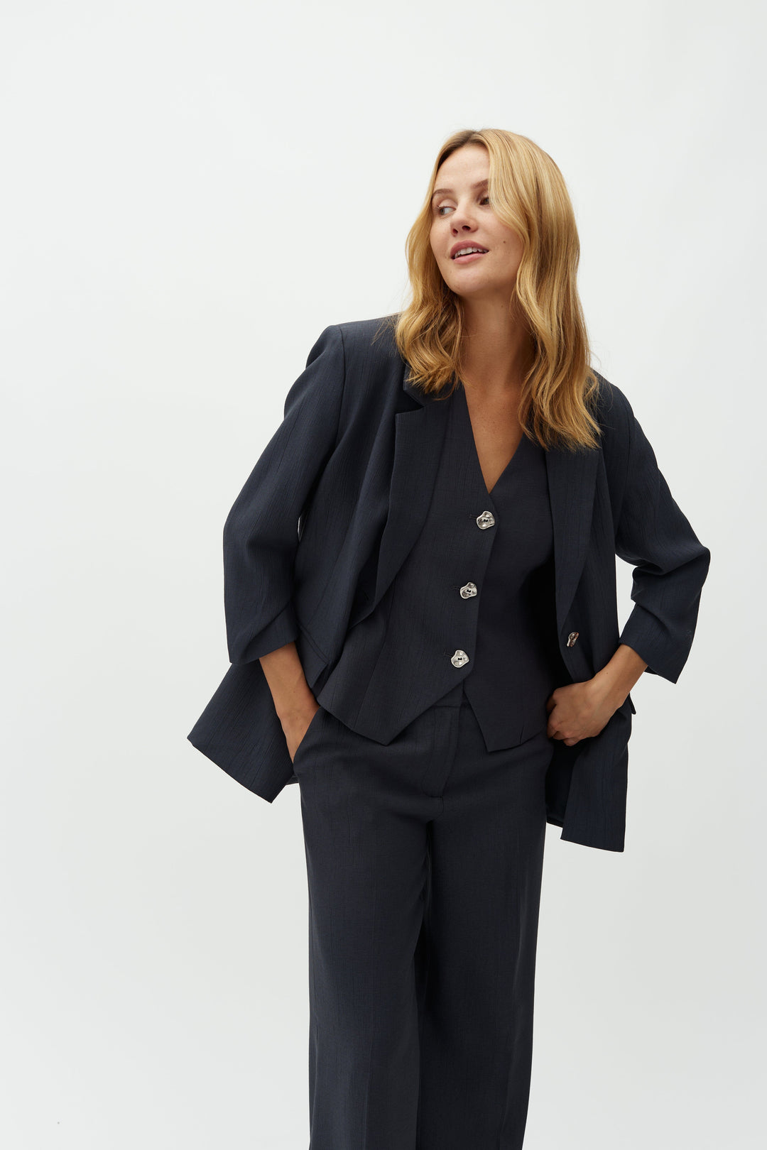 MbyM - Dravina-M 64261053 - V66 - Dark Bering Sea Blazere 