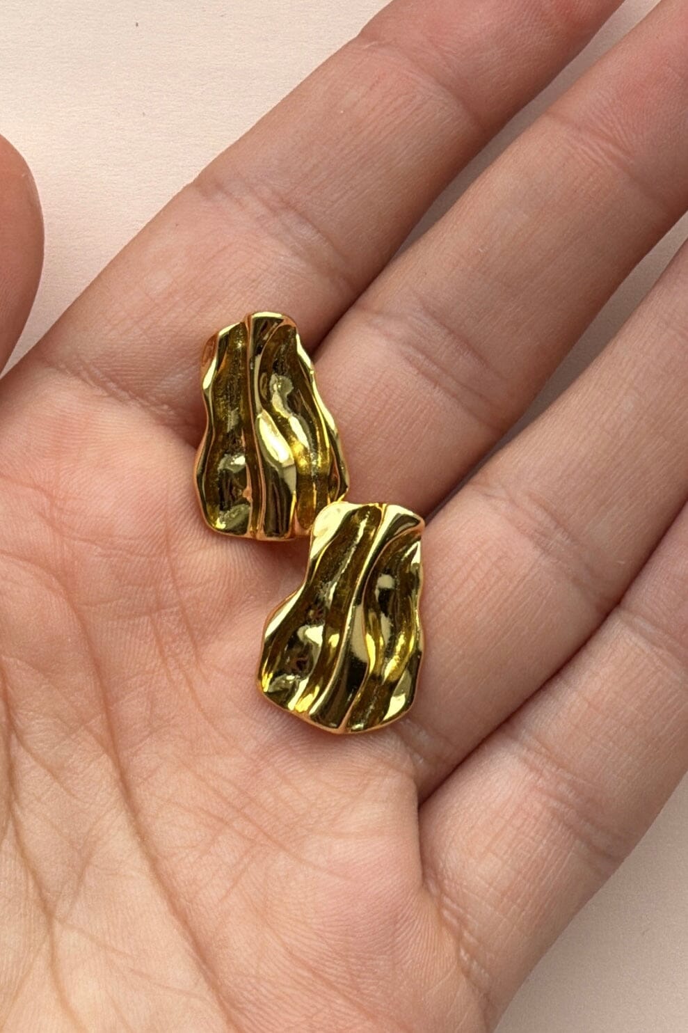Mellow Moon - Wave Earring - Forgyldt Øreringe 