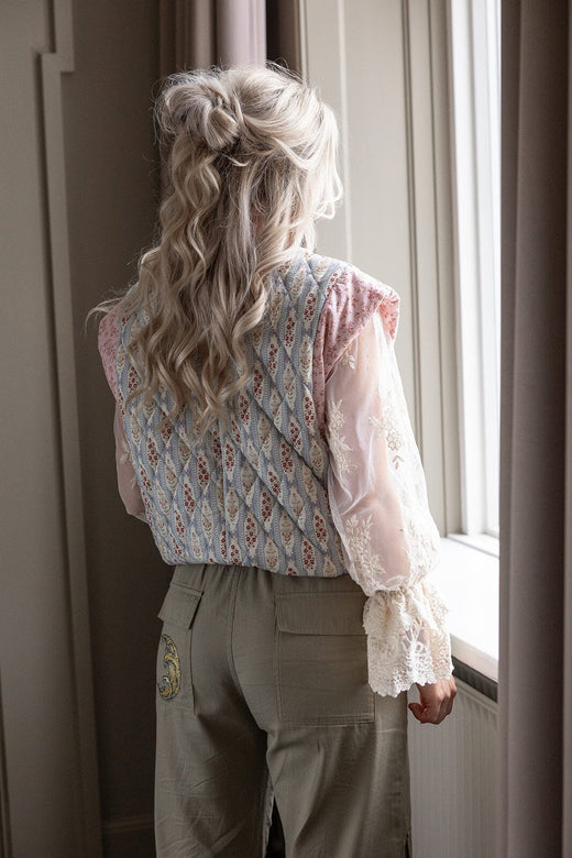 Molly & My X Melanie Due - Luise V Quilt Vest 167530 - 754 - Light Pink Veste 