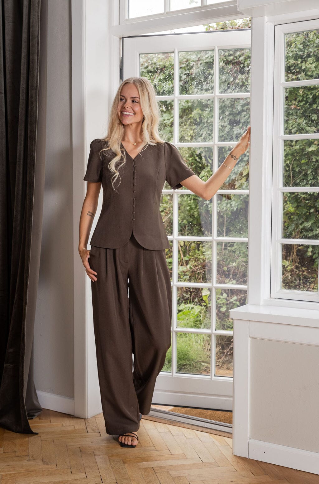 Molly&My x Julie Elgaard - Vera Structure Blouse 167104 - 676 - Dark Brown Bluser 