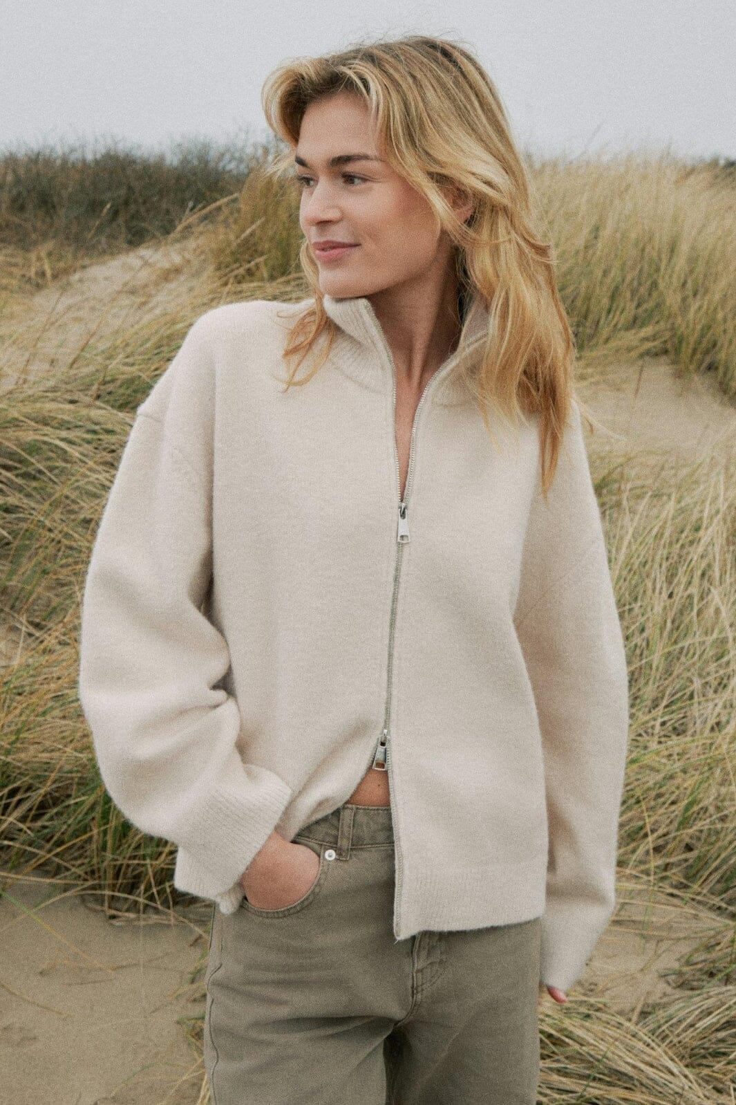 Neo Noir - Asley Zip Knit Cardigan 164973 - 124 - Ivory