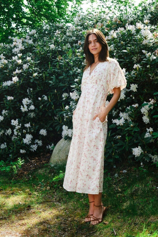 Forudbestilling - Neo Noir - Illana Print Dress 165994 - 630 - Dusty Rose Kjoler 
