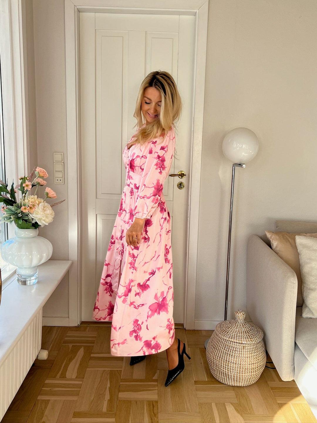 Neo Noir - Olana Fading Flower Dress 169136 - 170 - Pink Kjoler 