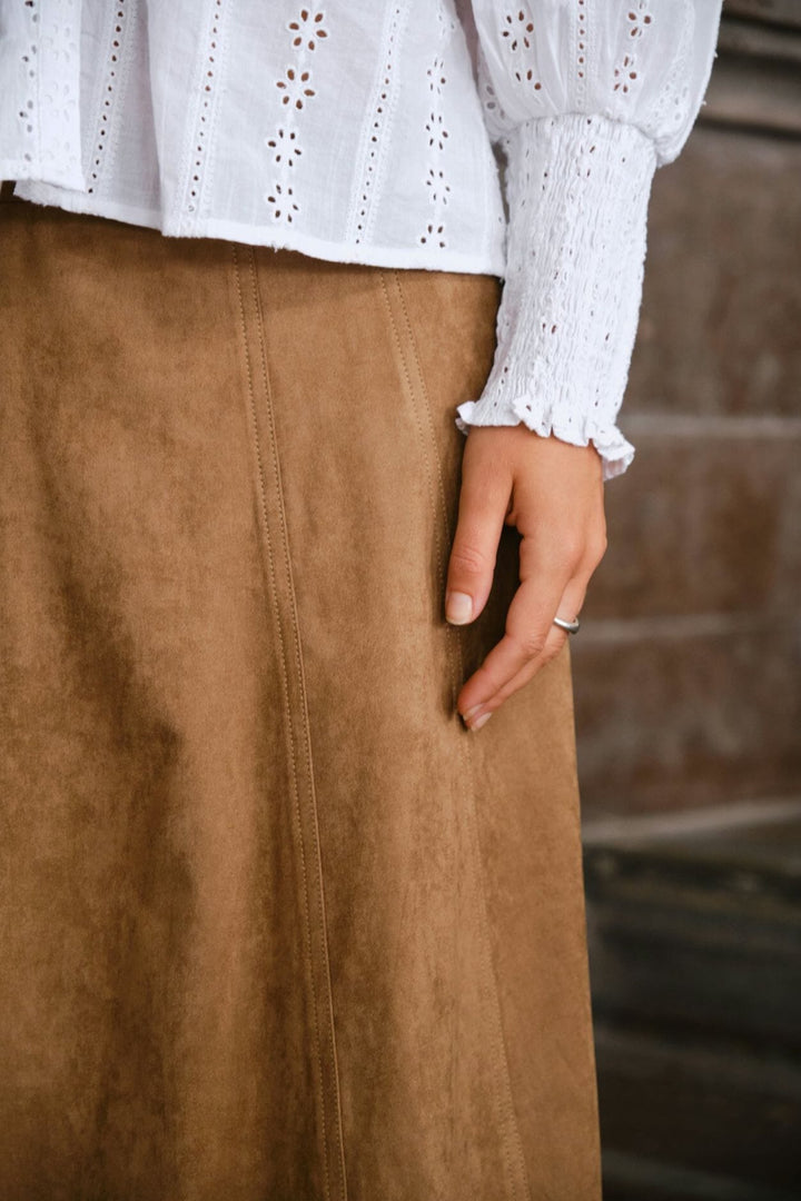 Neo Noir - Raya Faux Suede Skirt 166255 - 604 - Cognac Nederdele 