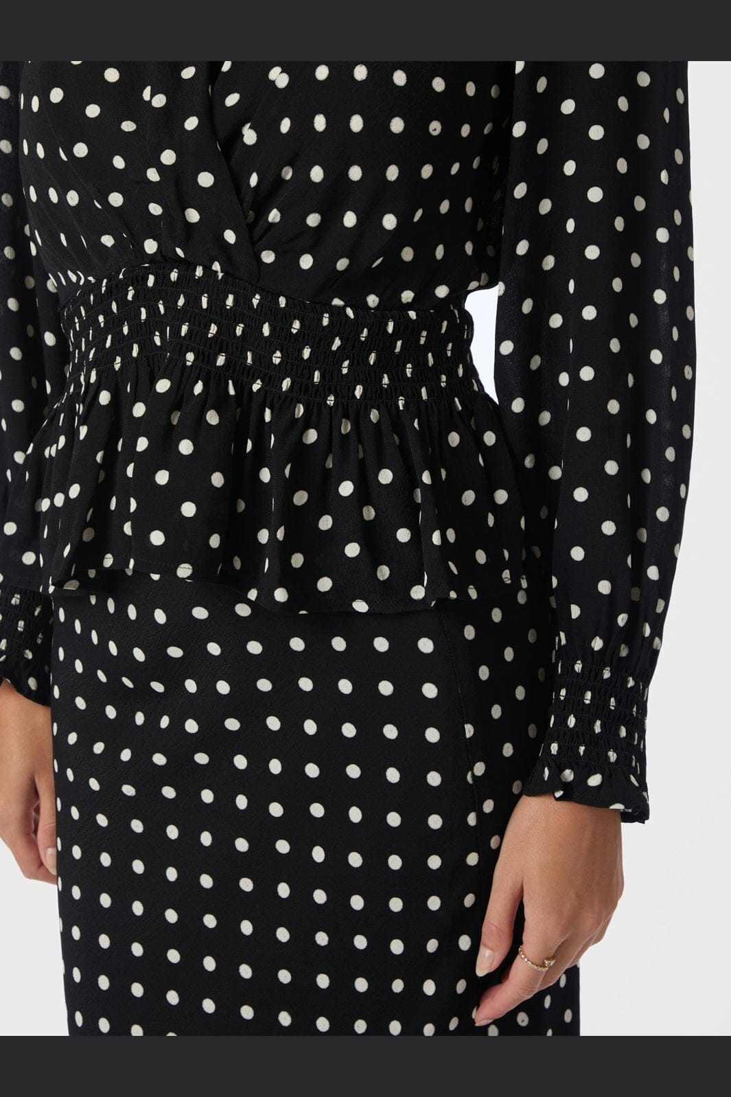 Neo Noir - Tamona Crepe Dot Blouse 167939 - 100 - Black