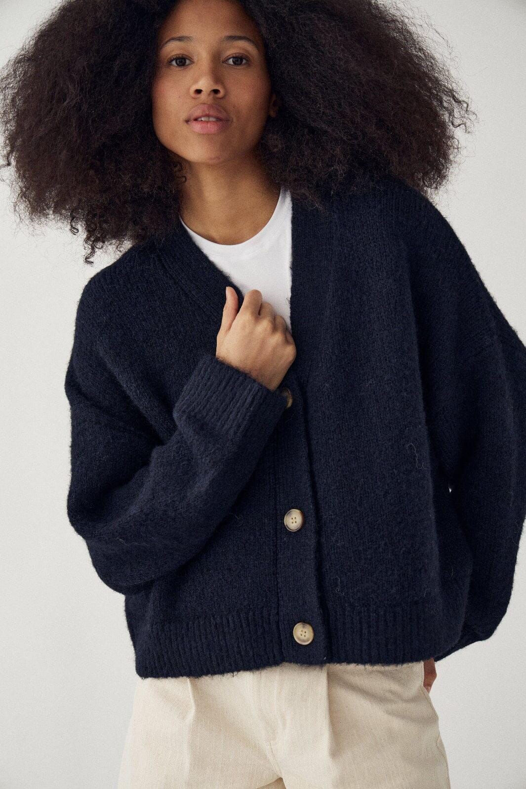 Noella - N-Laiana Knit Cardigan 16100001 - 007 - Navy Cardigans 