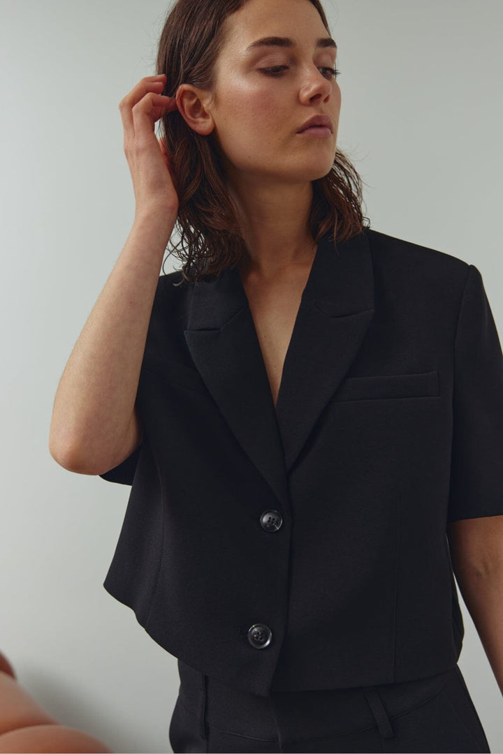 Noella - N-Leanne Crop Blazer 13860006 - 004 - Black