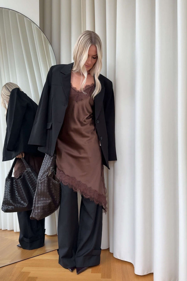 Noella - N-Merlie Dress 15960002 - 674 - Chocolate Kjoler 