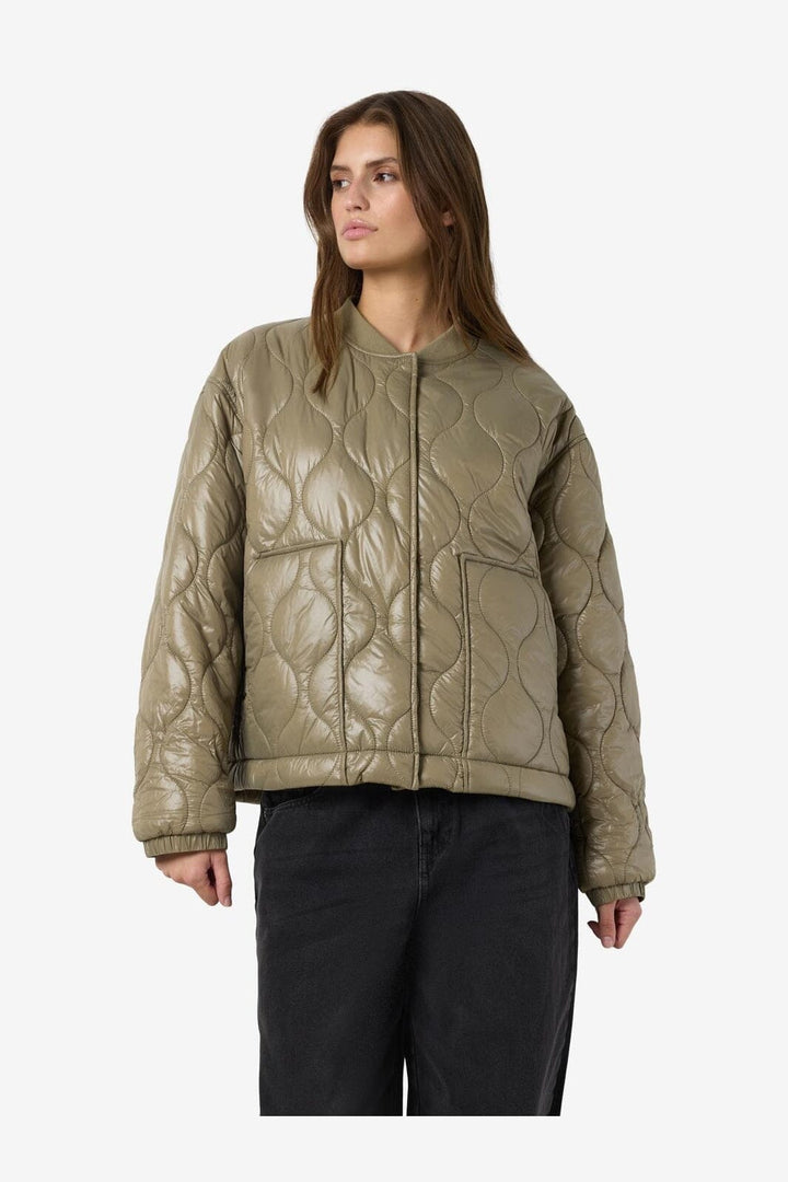 Noisy May - Nmallie Shiny Quilted Jacket - 4948461 Mermaid Begonia Pink