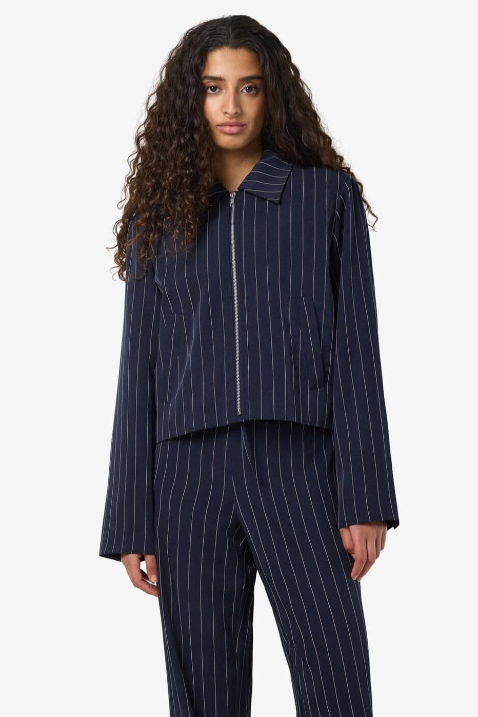Noisy May - Nmella L/S Pinstripe Jacket Fwd - 4896947 Navy Blazer White