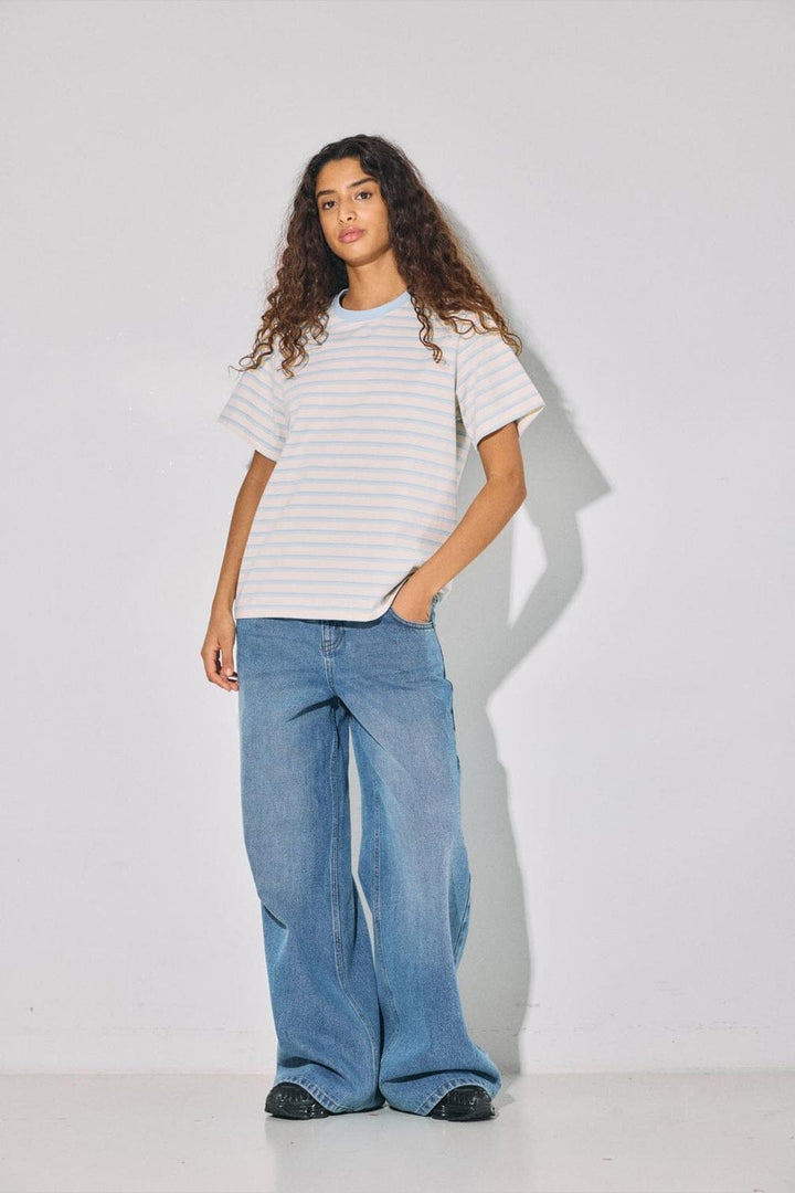 Noisy May - Nmember S/S T-Shirt - 5022083 Birch Cashmere Blue
