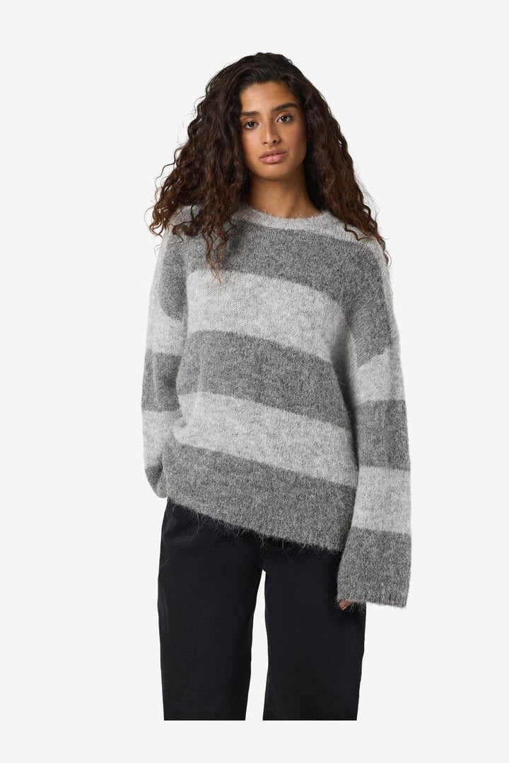 Noisy May - Nmsutton L/S Oversized Knit Fwd - 4563314 Light Grey Melange Medium Grey Melange