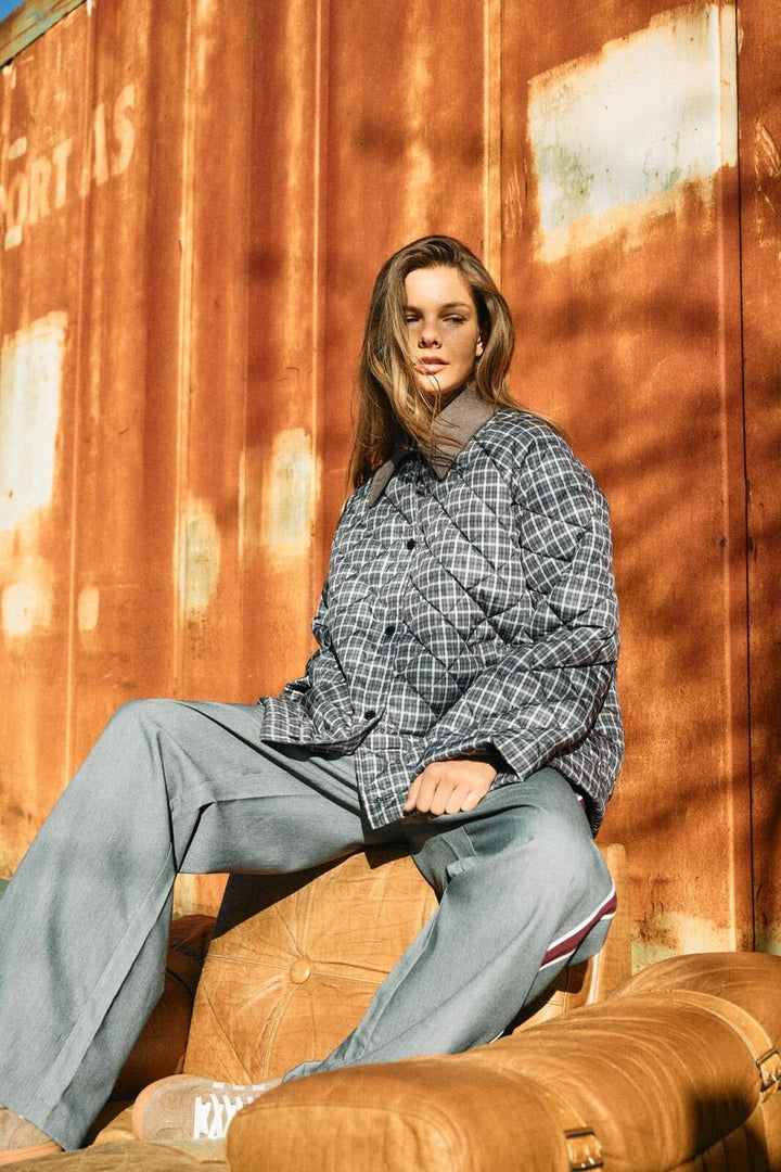 Noisy May - Nmvalley Quilted Jacket Dd Fwd - 4896959 Birch Obsidian