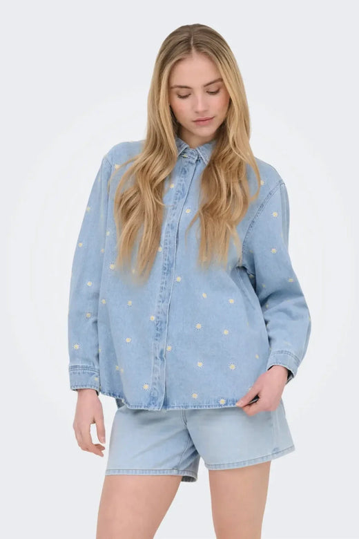 Only - Onlvera Ls Daisy Emb Shirt Qyt - 4992049 Medium Blue Denim Skjorter 