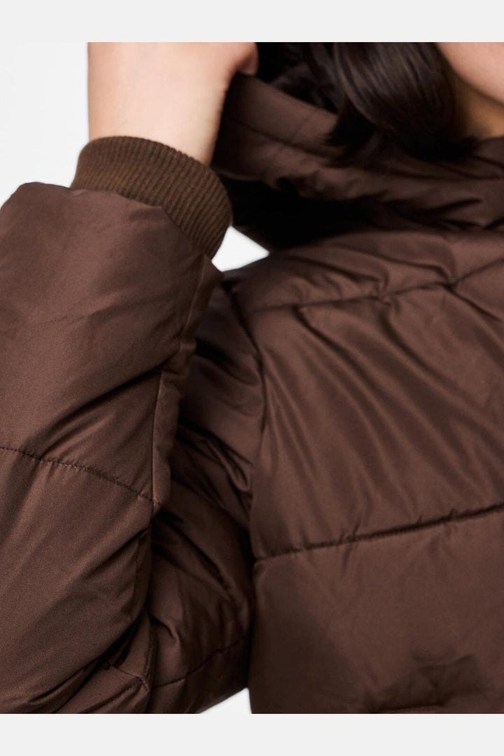 Pieces - Pcbee New Short Puffer Jacket - 4863592 Hot Fudge