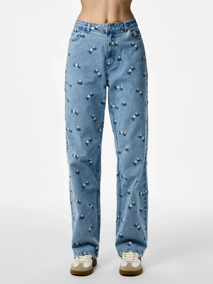 Pieces - Pcflora Straight Emb Jeans - 5068185 Light Blue Denim Pink Flower Embroidery Jeans 
