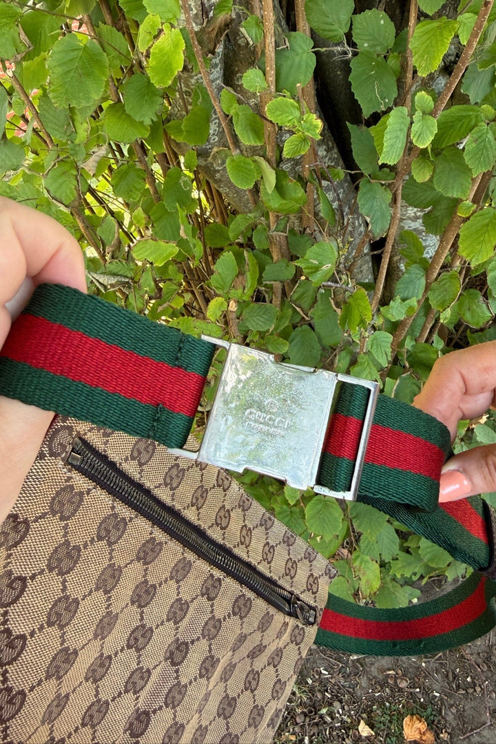 Preloved Vintageline X Molly&My - Gucci Bumbag – Vintage 3359 - Logo Tasker 