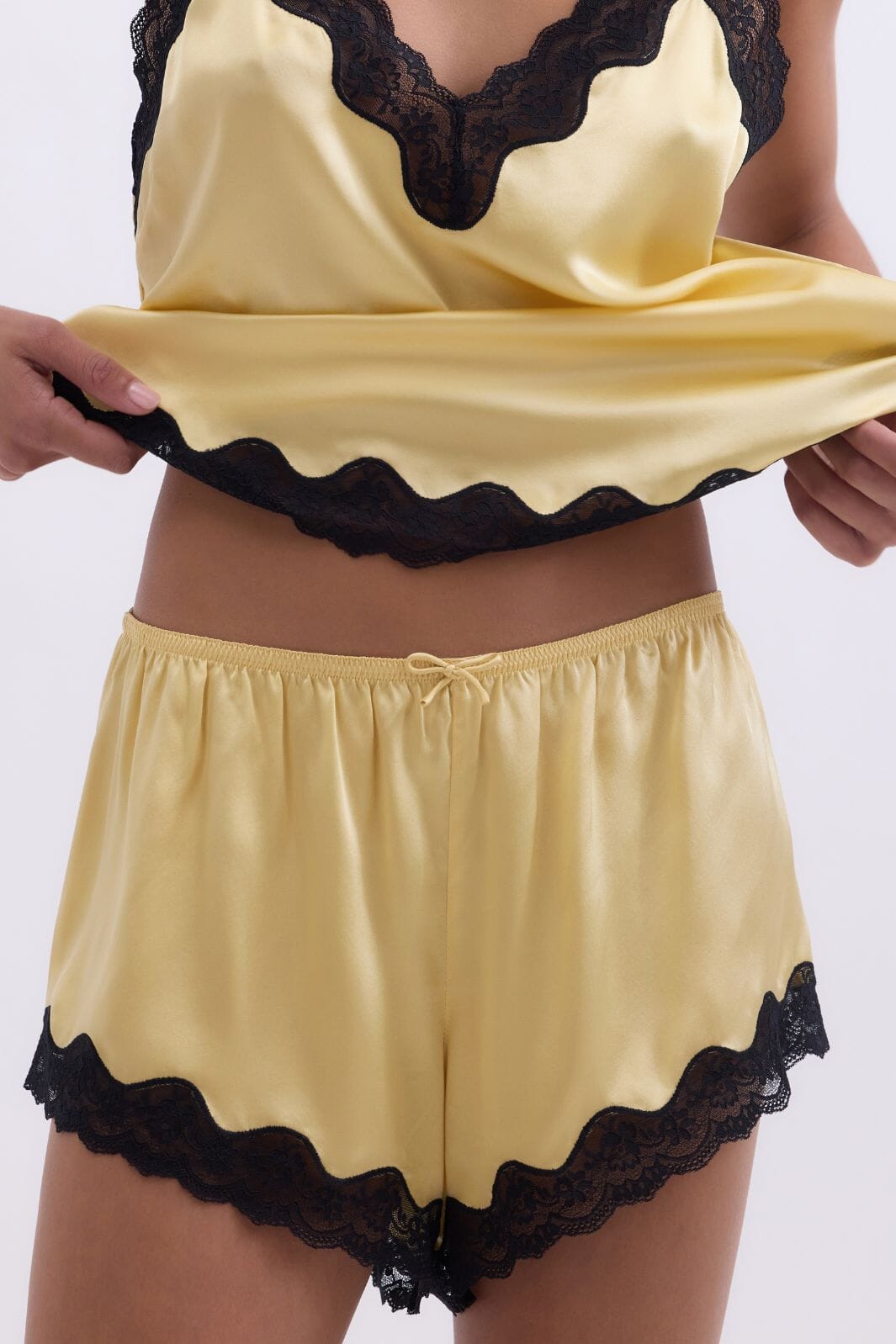 Rotate - Shorts W. Lace 1164001366 - 1366 Italian Straw Lingerie 