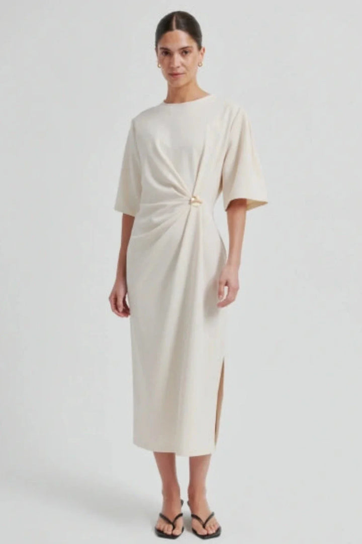 Second Female - Liana Dress 60498 - 0512 Soft Beige Kjoler 