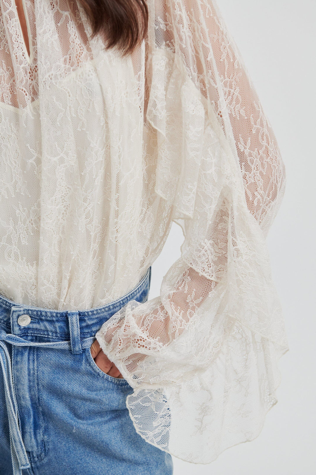 Second Female - Sybell Lace Blouse 60509 - 0512 Soft Beige Bluser 