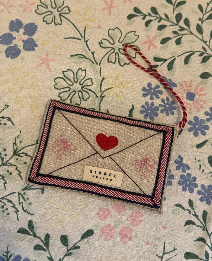 Sissel Edelbo - Christmas Letter Ornament SE 1475 - Santa