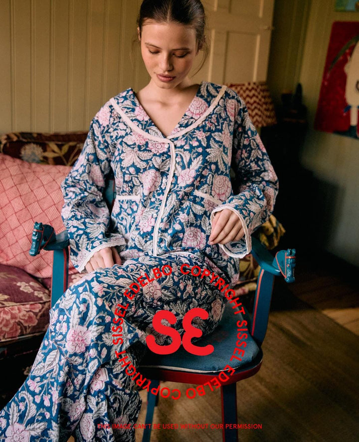 Sissel Edelbo - Neva Pyjamas Set SE 2031 - Blue Blossom