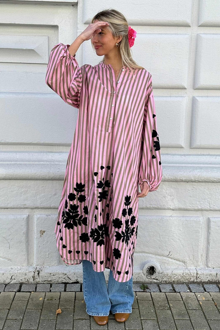 Sissel Edelbo - Rikke Dress SE 1706 - Pink Stripes