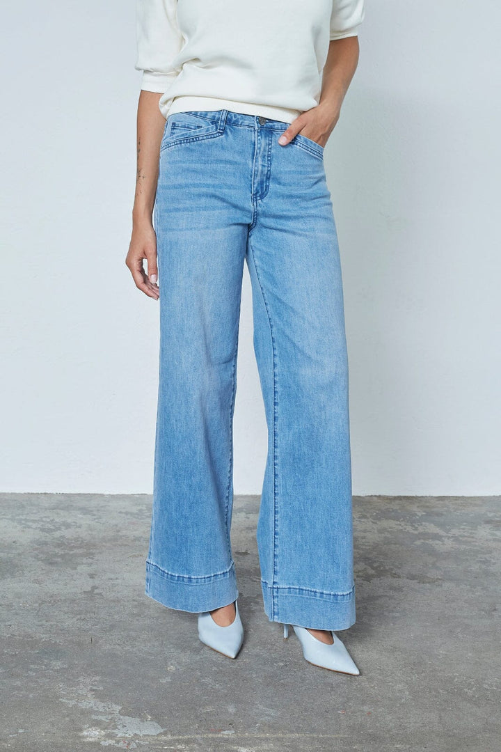Sisters Point - Feja-Je 19063 - 900 - L. Blue Wash Jeans 