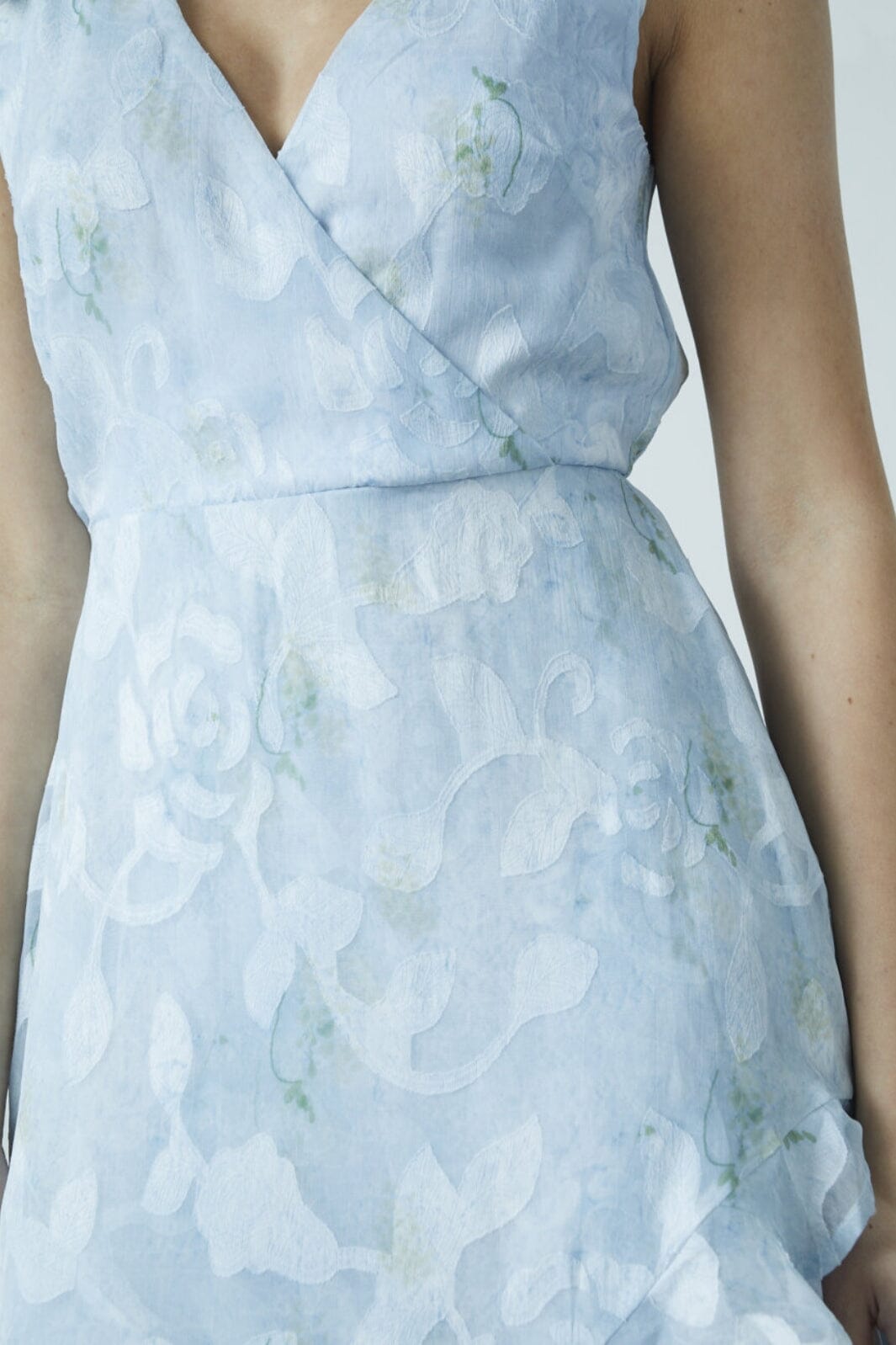 Sisters Point - Gryta-Dr 18824 - 815 - L. Blue Flower