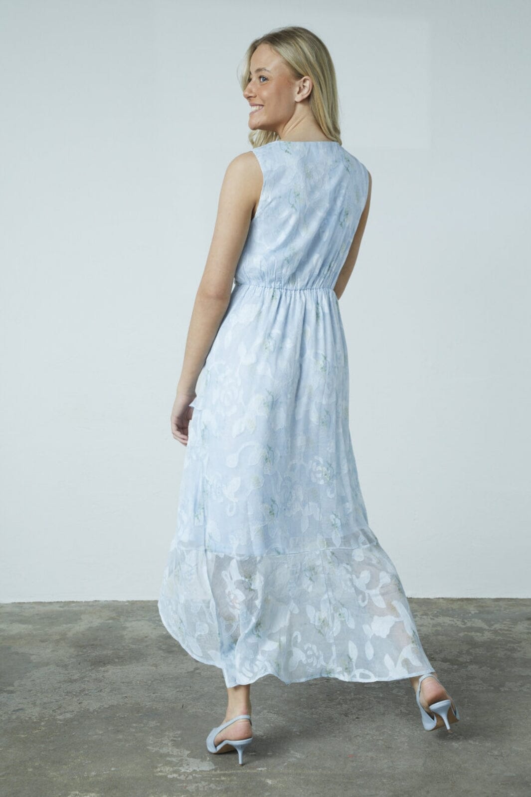 Sisters Point - Gryta-Dr 18824 - 815 - L. Blue Flower