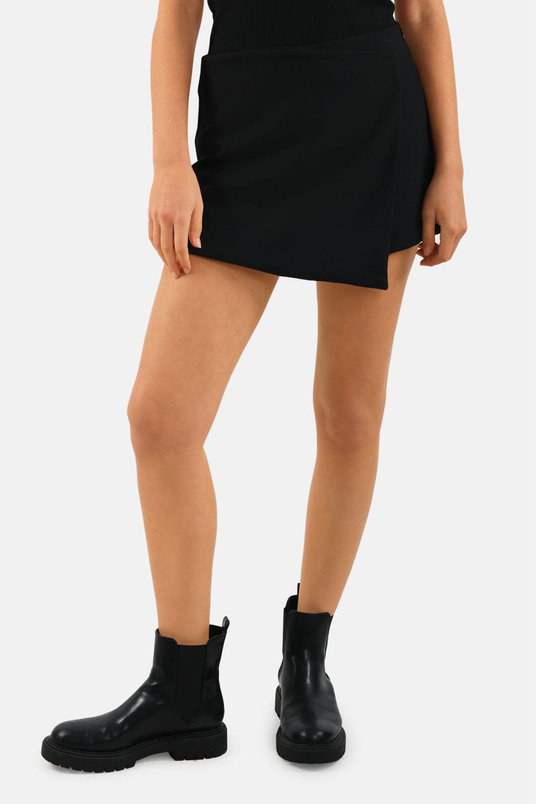 Sisters Point - Miqa-Skort - 000 Black Shorts 