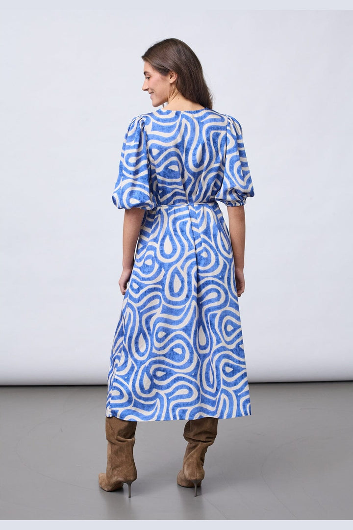 Sisters Point - Ventia-V.Dr4 18562 - 402 - Blue Ethnic