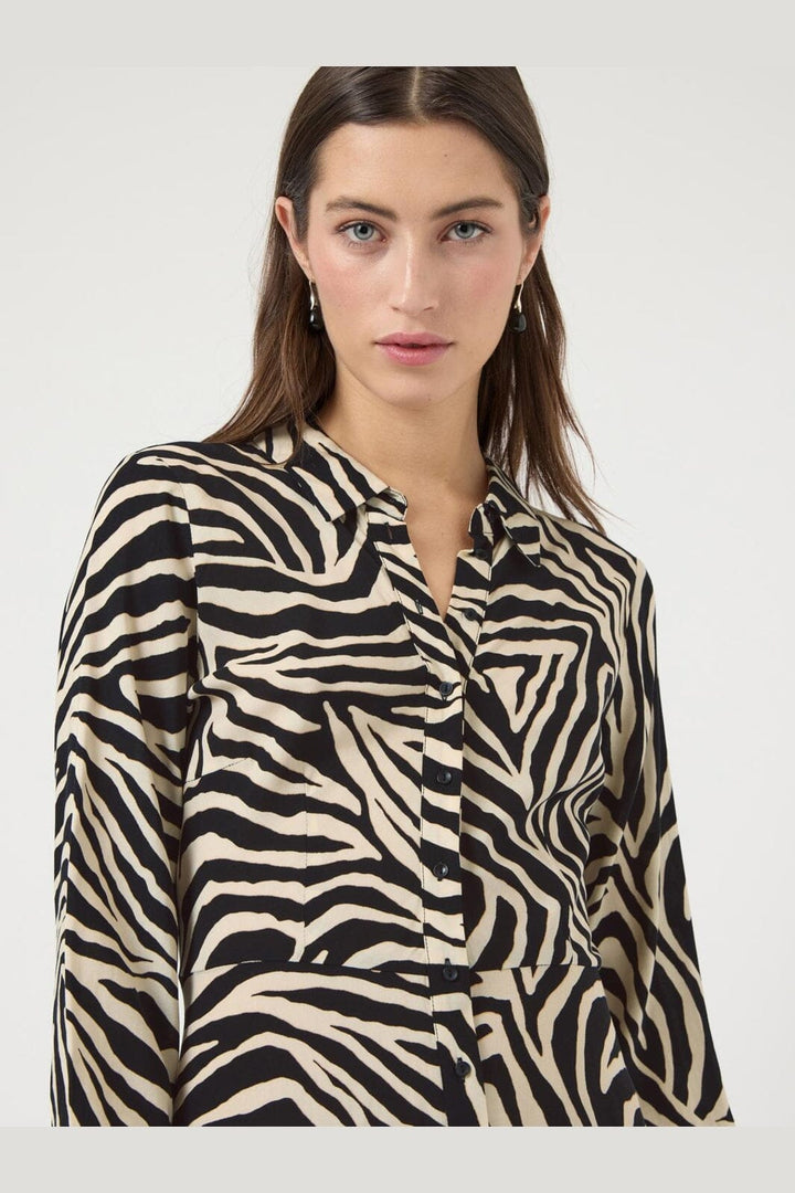 YAS - Yassavanna Long Shirt Dress - 4844009 Birch Zebra Print